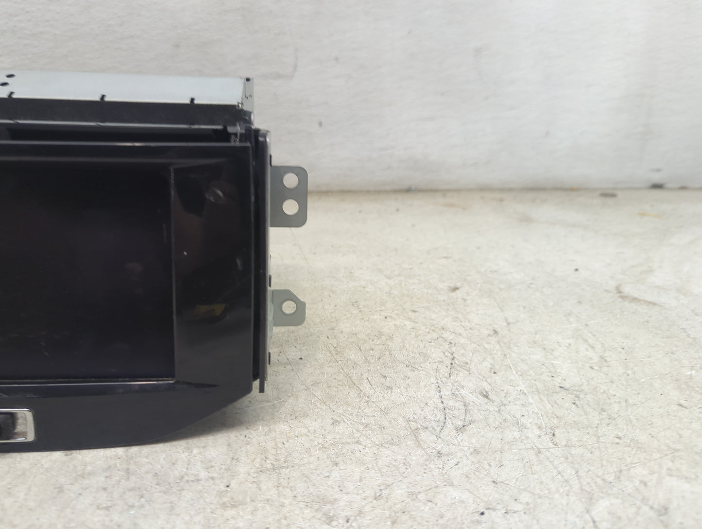 2013-2016 Chevrolet Malibu Information Display Screen 5028203 - Oemusedautoparts1.com