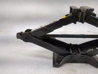 Chevrolet Malibu Spare Scissor Car Jack 5028417 - Oemusedautoparts1.com