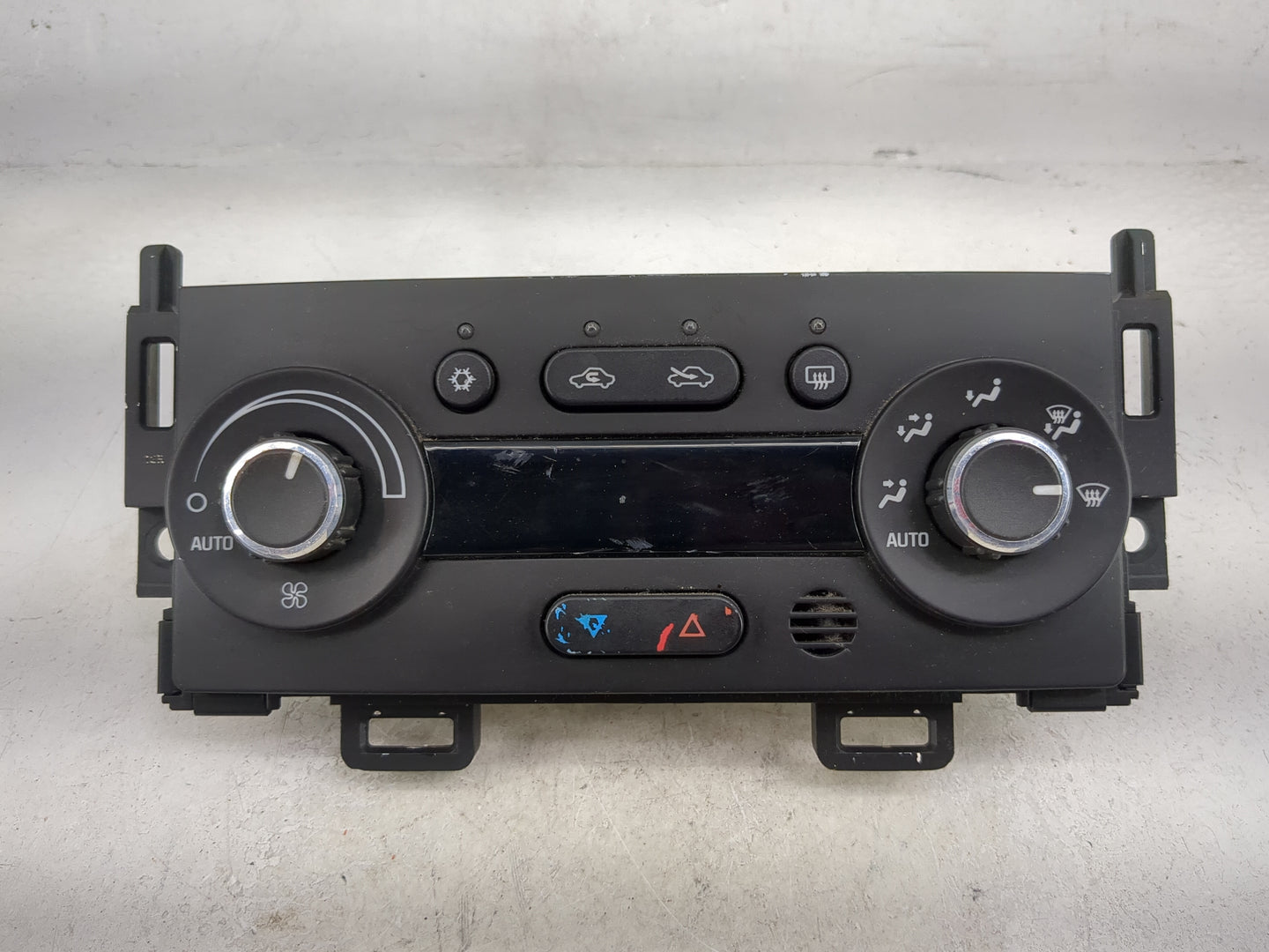 2004-2008 Chevrolet Malibu Climate Control Module Temperature AC/Heater Replacement Fits Fits 2004 2005 2006 2007 2008 OEM U
