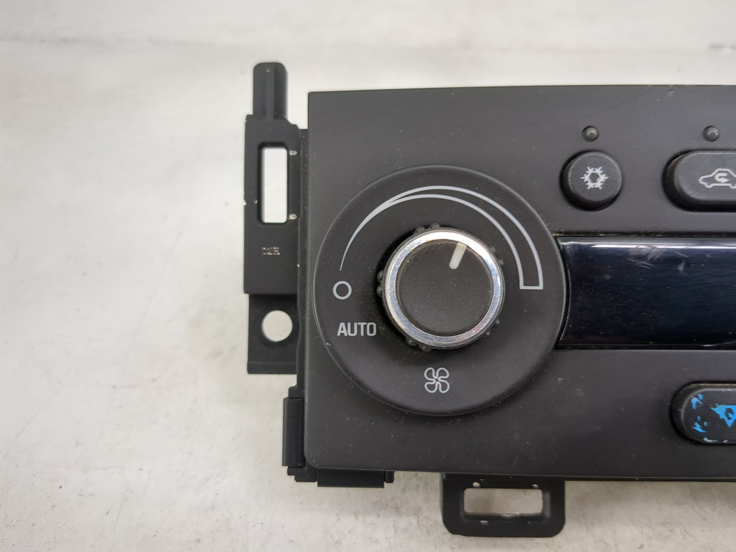 2004-2008 Chevrolet Malibu Climate Control Module Temperature AC/Heater Replacement Fits Fits 2004 2005 2006 2007 2008 OEM U