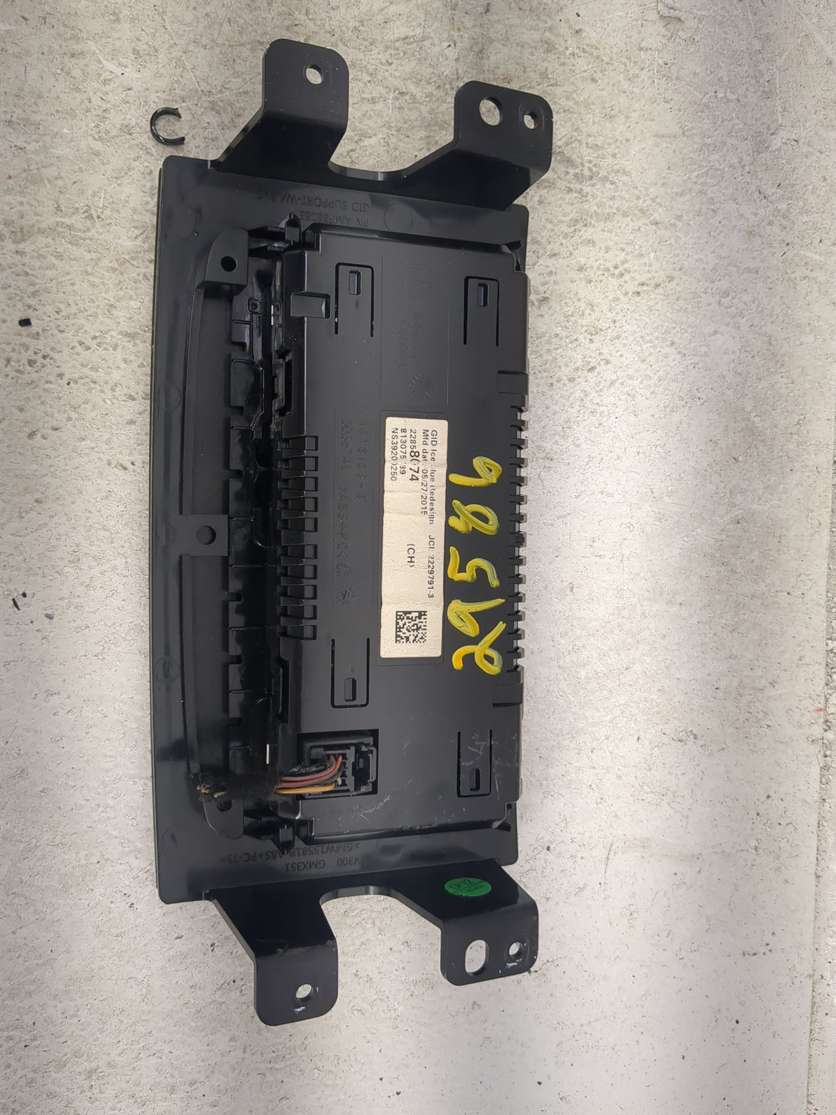 2014-2016 Chevrolet Malibu Information Radio Display Screen 5040097 - Oemusedautoparts1.com