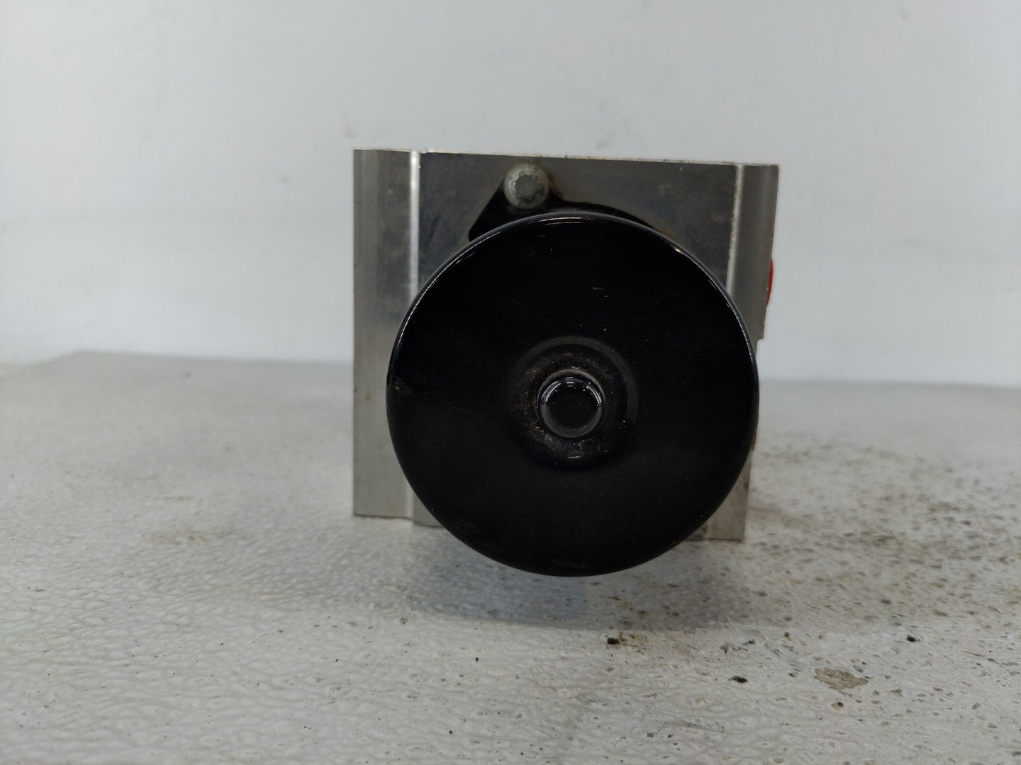 2011 Chevrolet Malibu ABS Pump Control Module Replacement Fits OEM Used Auto Parts - Oemusedautoparts1.com