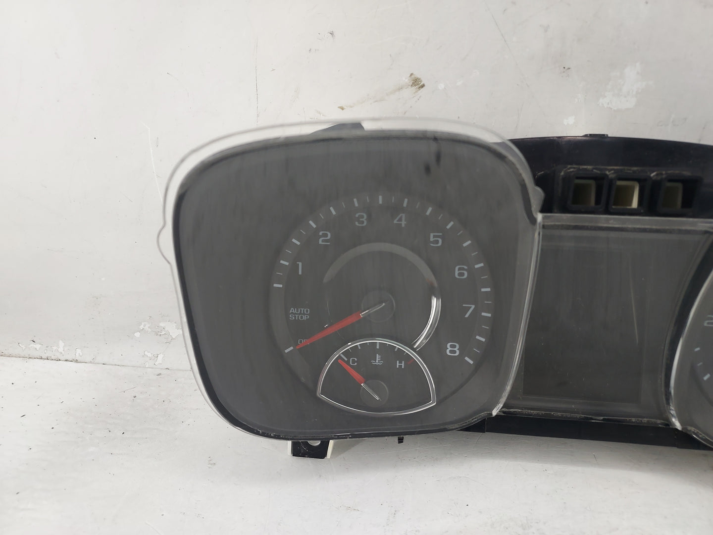 2014-2016 Chevrolet Malibu Instrument Cluster Speedometer Gauges Fits Fits 2014 2015 2016 OEM Used Auto Parts - Oemusedautop