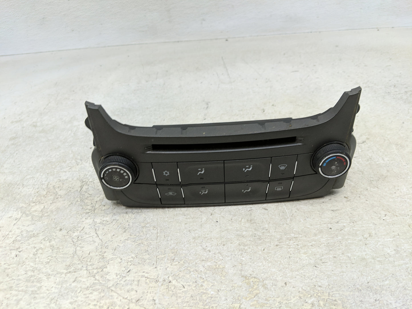2013 Chevrolet Malibu Climate Control Module Temperature AC/Heater Replacement Fits OEM Used Auto Parts - Oemusedautoparts1.