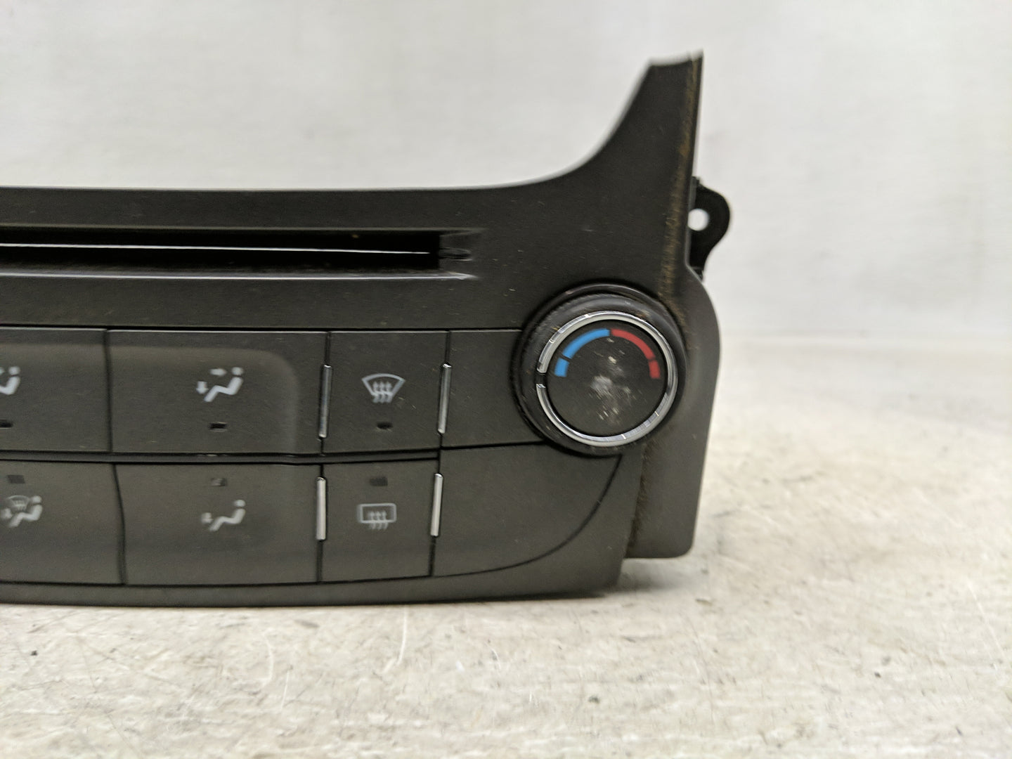 2013 Chevrolet Malibu Climate Control Module Temperature AC/Heater Replacement Fits OEM Used Auto Parts - Oemusedautoparts1.