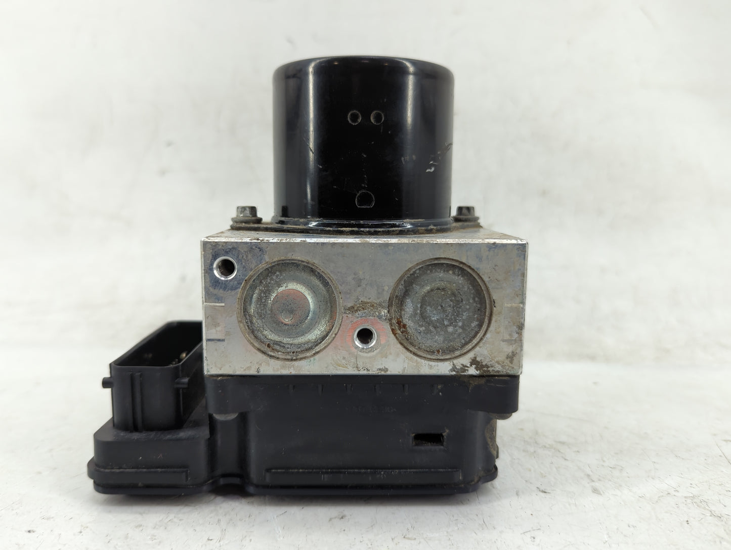 2013-2016 Chevrolet Malibu ABS Pump Control Module Replacement Fits Fits 2012 2013 2014 2015 2016 OEM Used Auto Parts - Oemu