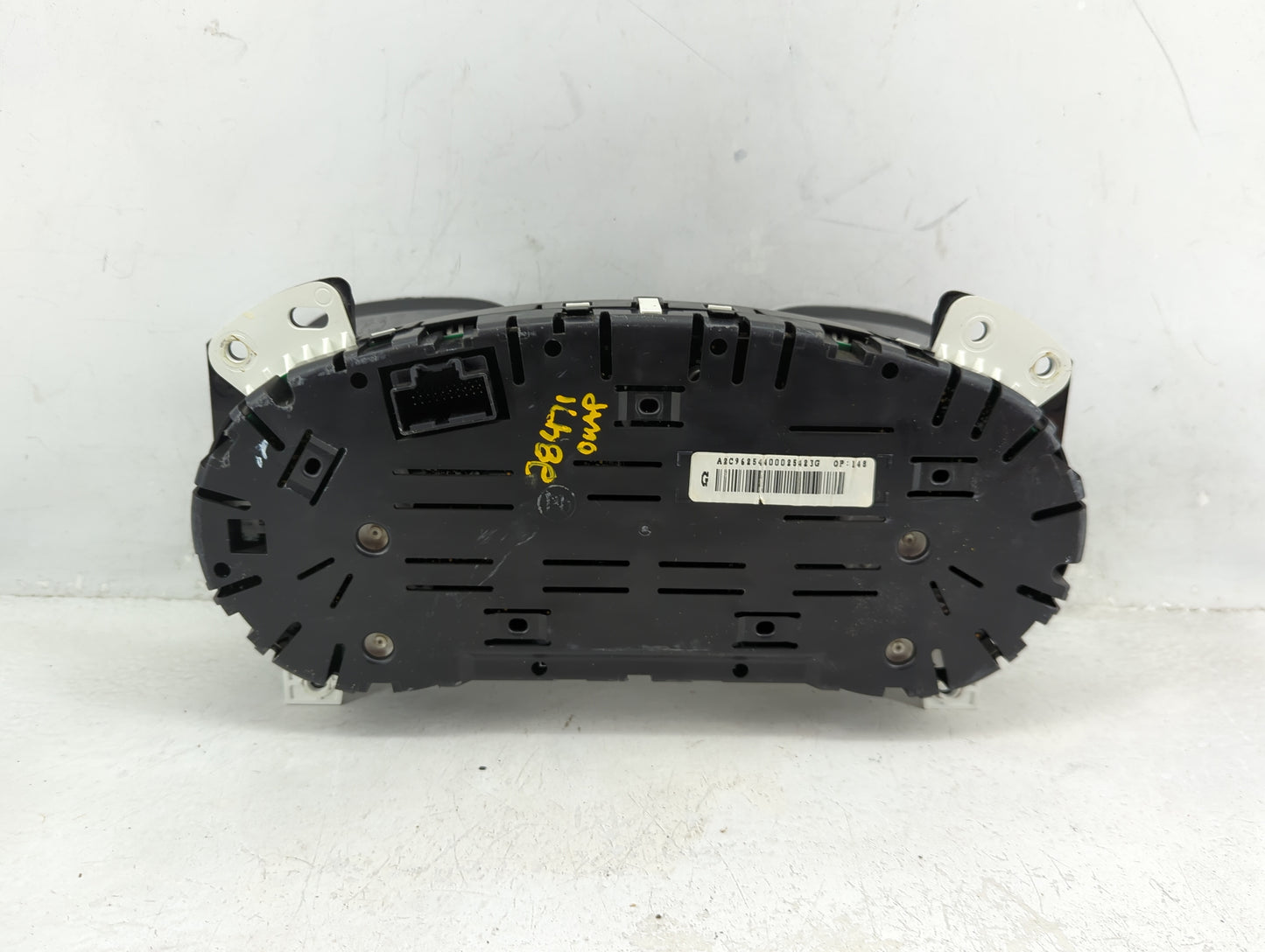 2014-2016 Chevrolet Malibu Instrument Cluster Speedometer Gauges Fits Fits 2014 2015 2016 OEM Used Auto Parts - Oemusedautop