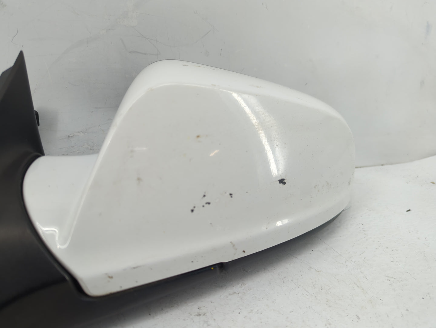 2008-2012 Chevrolet Malibu Driver Side View Mirror - Left Door Mirror OEM Used - Oemusedautoparts1.com
