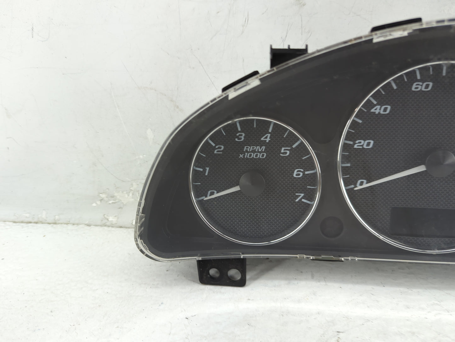 2004-2008 Chevrolet Malibu Instrument Cluster Speedometer Gauges Fits Fits 2004 2005 2006 2007 2008 OEM Used Auto Parts - Oe