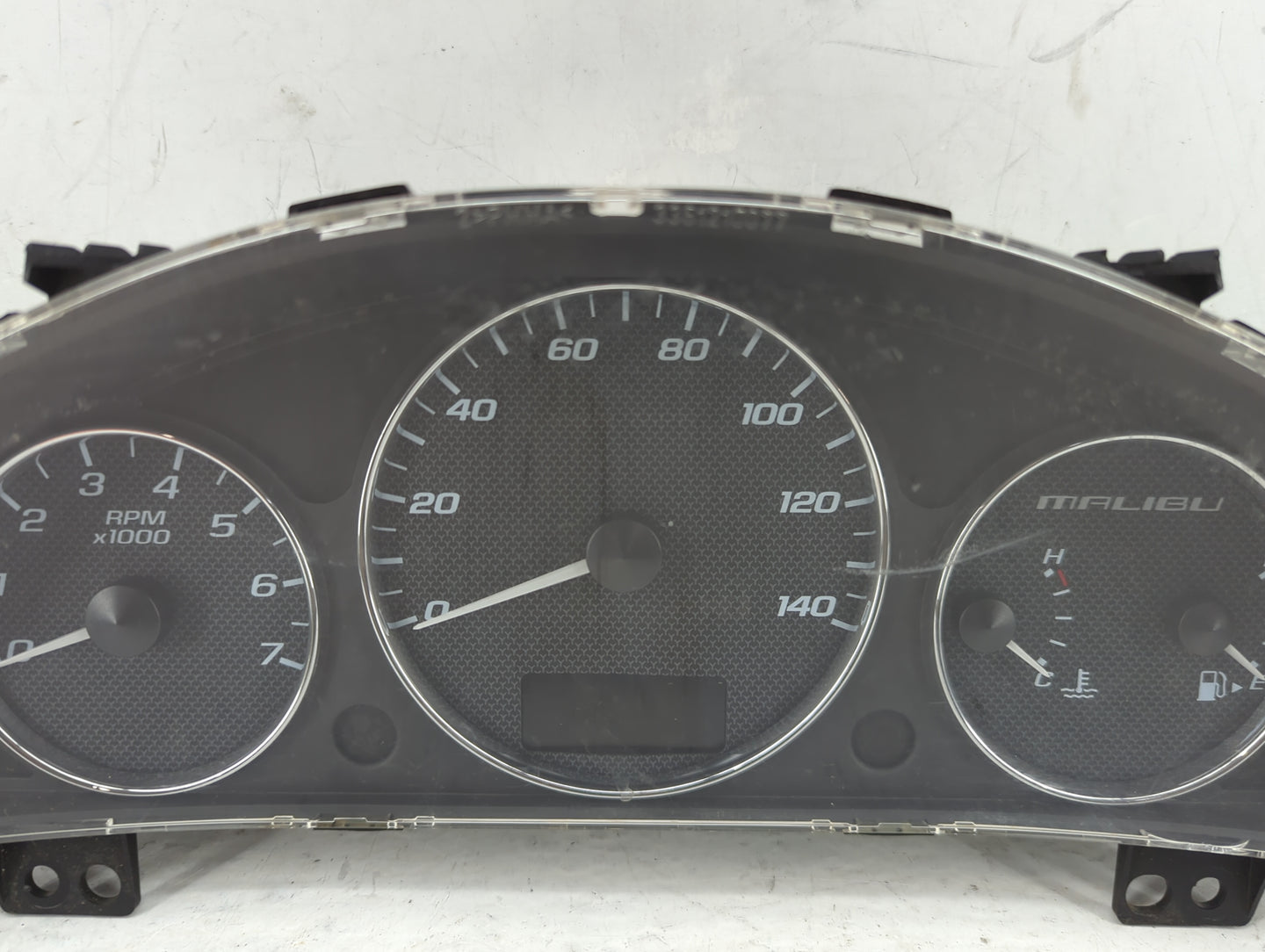 2004-2008 Chevrolet Malibu Instrument Cluster Speedometer Gauges Fits Fits 2004 2005 2006 2007 2008 OEM Used Auto Parts - Oe