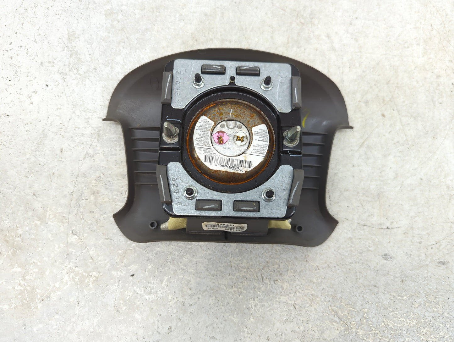 2006-2007 Chevrolet Malibu Air Bag Driver Left Steering Wheel Mounted - Oemusedautoparts1.com