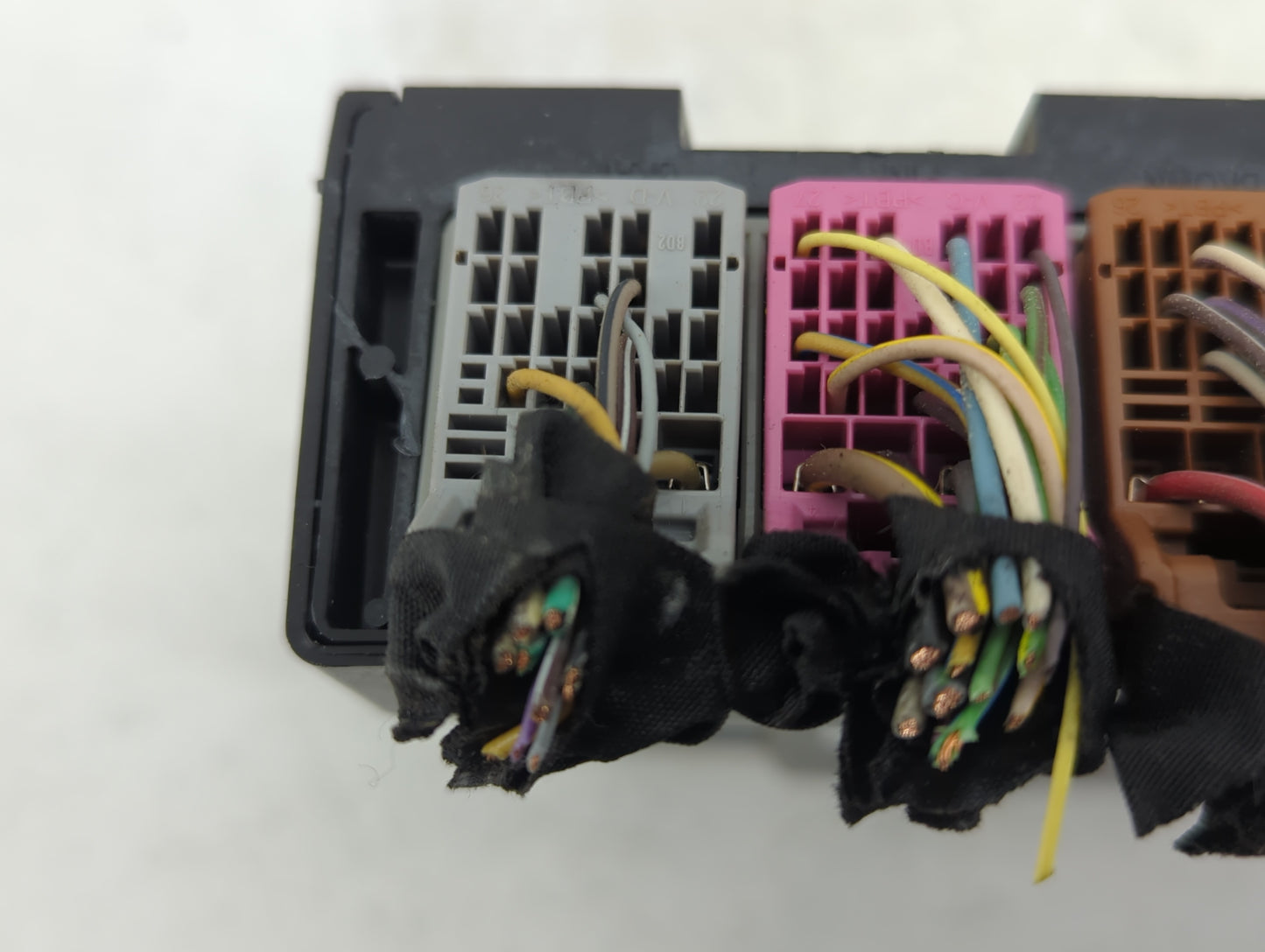 2014-2016 Chevrolet Malibu Body Control Module Bcm Inner Cabin Fuse Box - Oemusedautoparts1.com