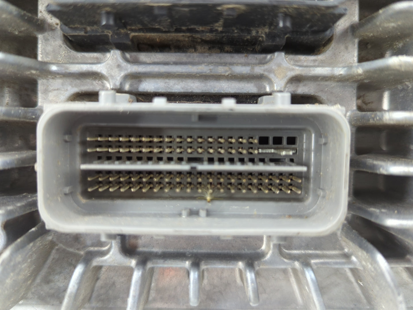 2014-2016 Chevrolet Malibu Body Control Module Bcm Inner Cabin Fuse Box - Oemusedautoparts1.com