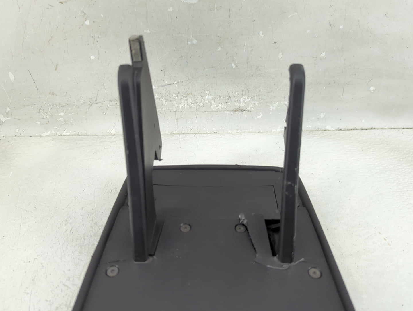 2015-2016 Chevrolet Malibu Center Console Armrest Cover Lid Fits Fits 2015 2016 OEM Used Auto Parts - Oemusedautoparts1.com