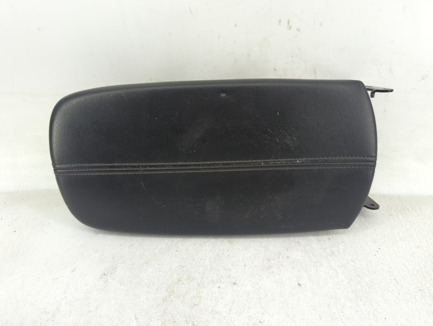 2016-2018 Chevrolet Malibu Center Console Armrest Cover Lid Fits Fits 2016 2017 2018 OEM Used Auto Parts - Oemusedautoparts1