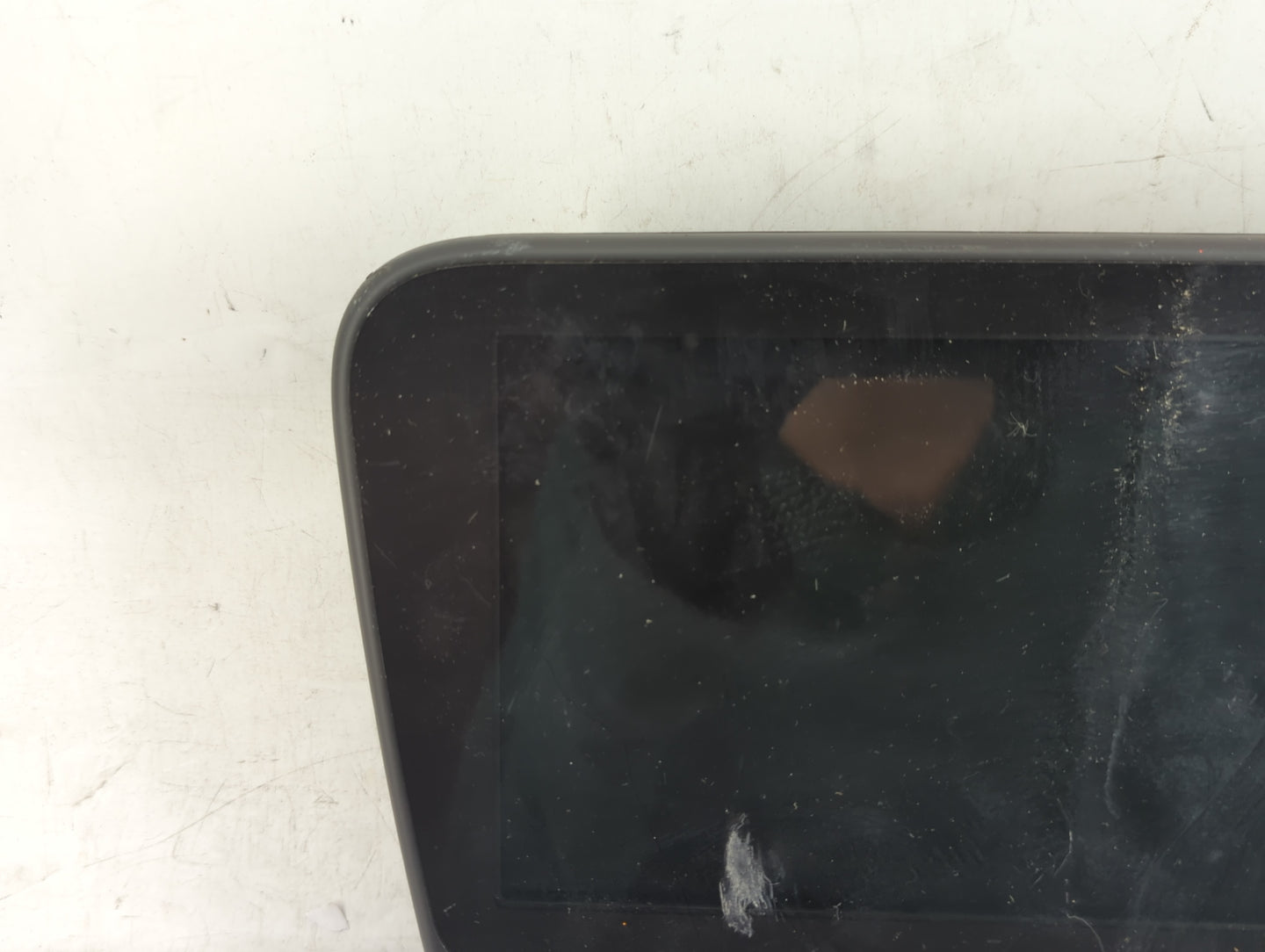 Chevrolet Malibu Information Display Screen - Oemusedautoparts1.com