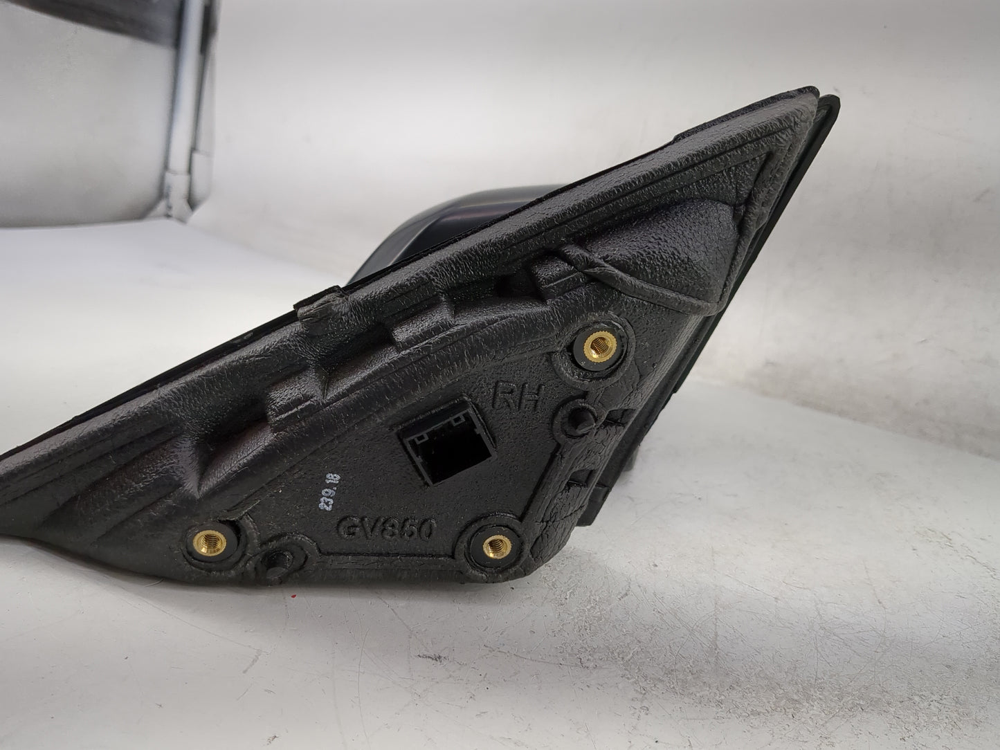 2016-2018 Chevrolet Malibu Passenger Side View Mirror - Right Door Mirror OEM Used - Oemusedautoparts1.com