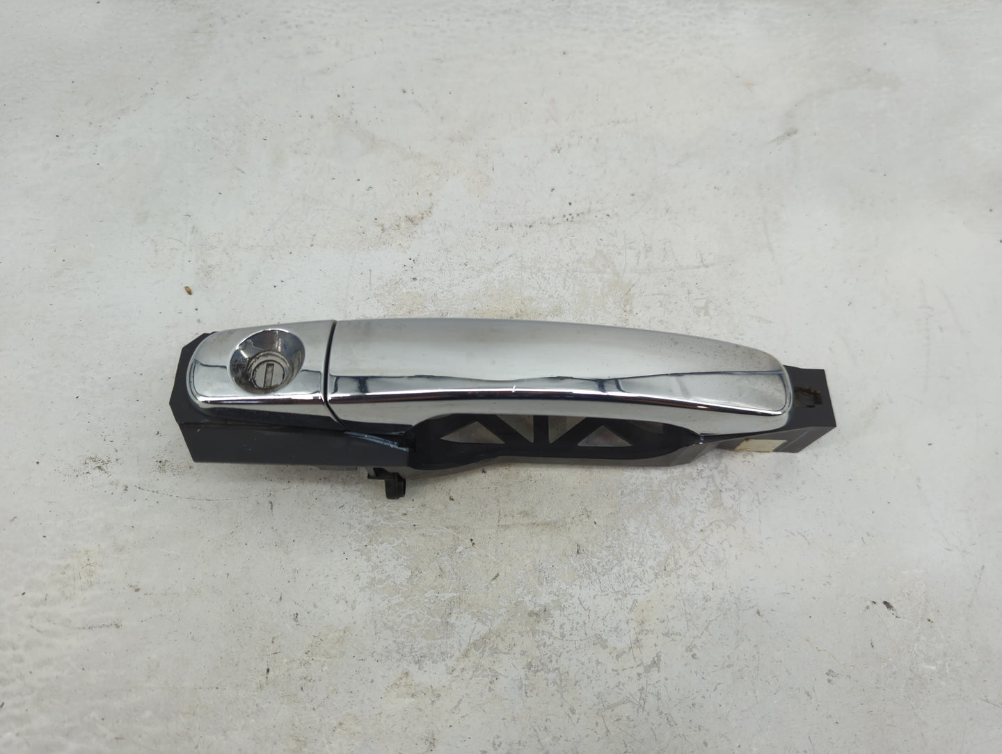 2008 Chevrolet Malibu Driver Front Left Door Handle Exterior Assembly - Oemusedautoparts1.com
