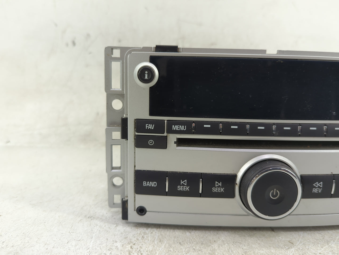 2009-2012 Chevrolet Malibu Radio AM FM Cd Player Receiver Replacement Fits Fits 2009 2010 2011 2012 OEM Used Auto Parts - Oe