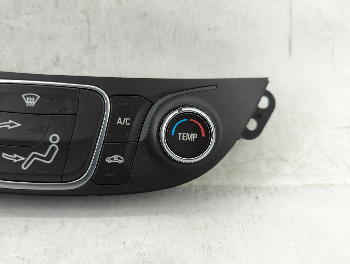 2016-2017 Chevrolet Malibu Climate Control Module Temperature AC/Heater Replacement Fits Fits 2016 2017 OEM Used Auto Parts 