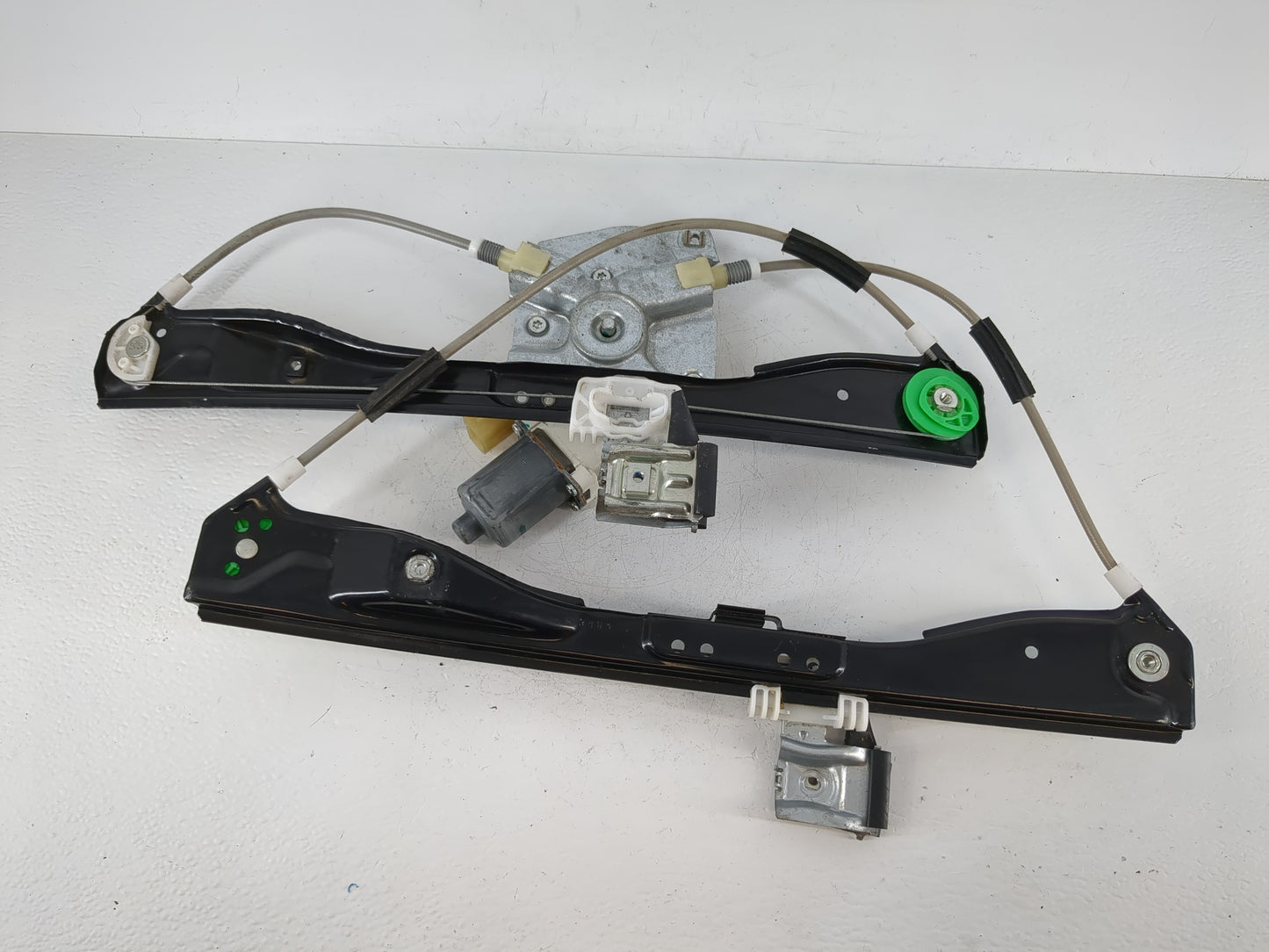 2008-2012 Chevrolet Malibu Driver Rear Left Power Window Motor - Oemusedautoparts1.com