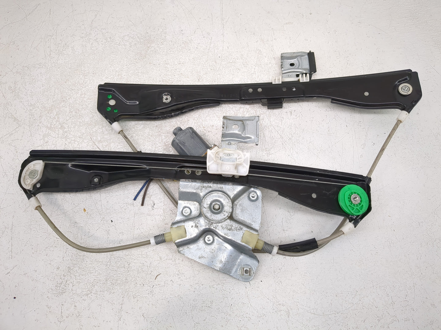 2004-2012 Chevrolet Malibu Driver Front Left Power Window Motor - Oemusedautoparts1.com