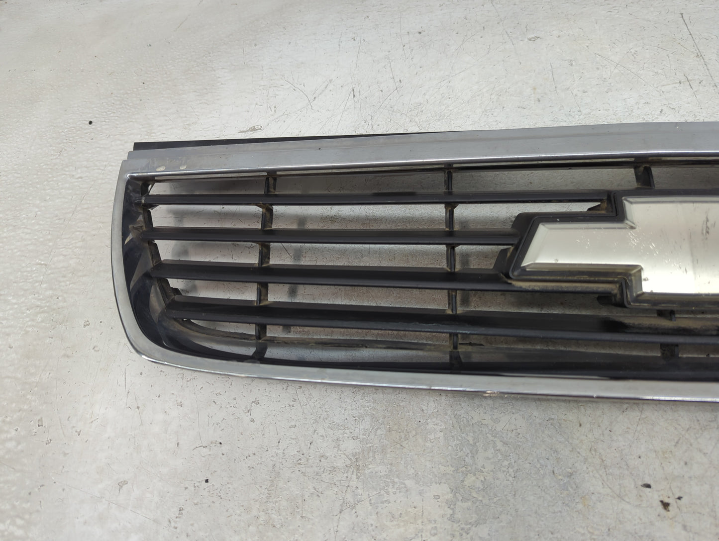 2006-2007 Chevrolet Malibu Front Grille Bumper Not Included - Oemusedautoparts1.com