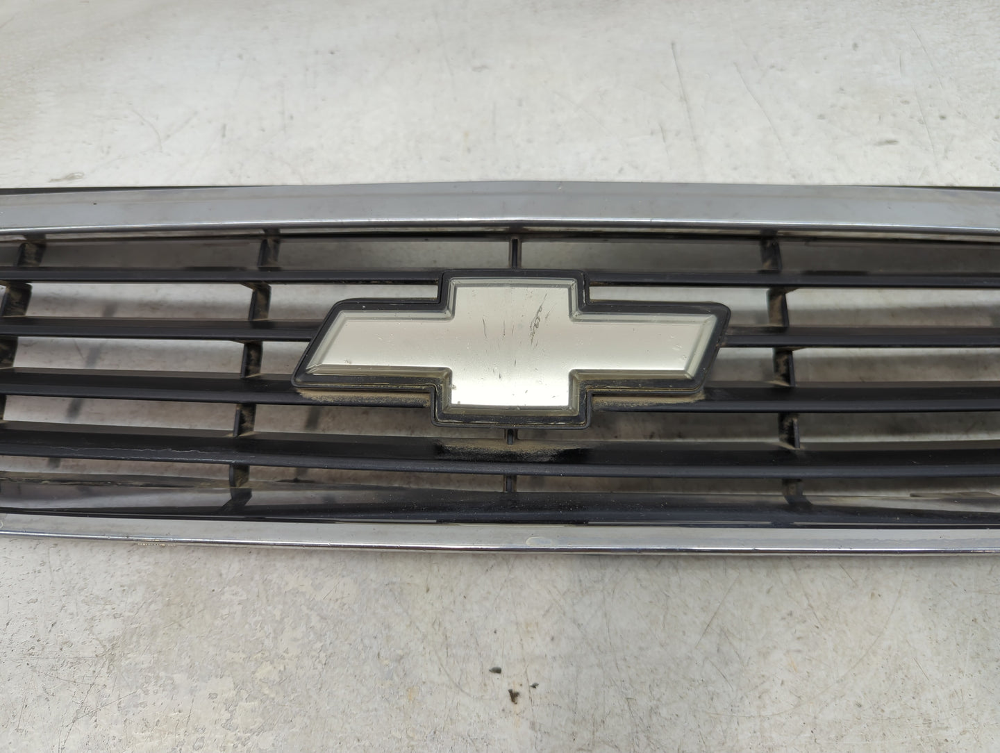 2006-2007 Chevrolet Malibu Front Grille Bumper Not Included - Oemusedautoparts1.com