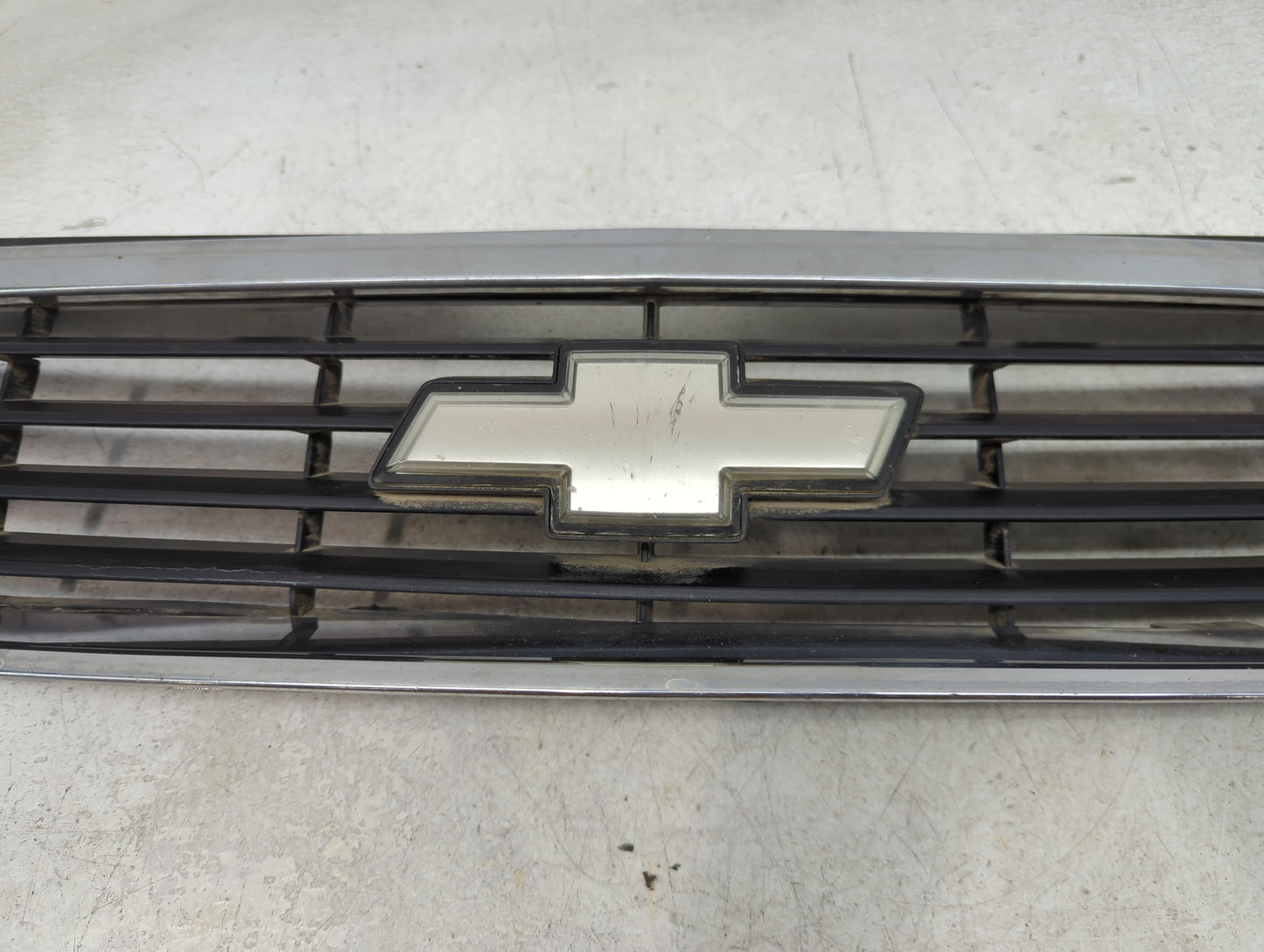 2006-2007 Chevrolet Malibu Front Grille Bumper Not Included - Oemusedautoparts1.com