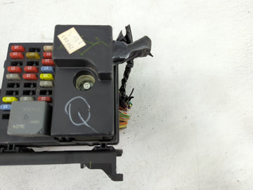 2000 Chevrolet Monte Carlo Body Control Module Bcm Inner Cabin Fuse Box
