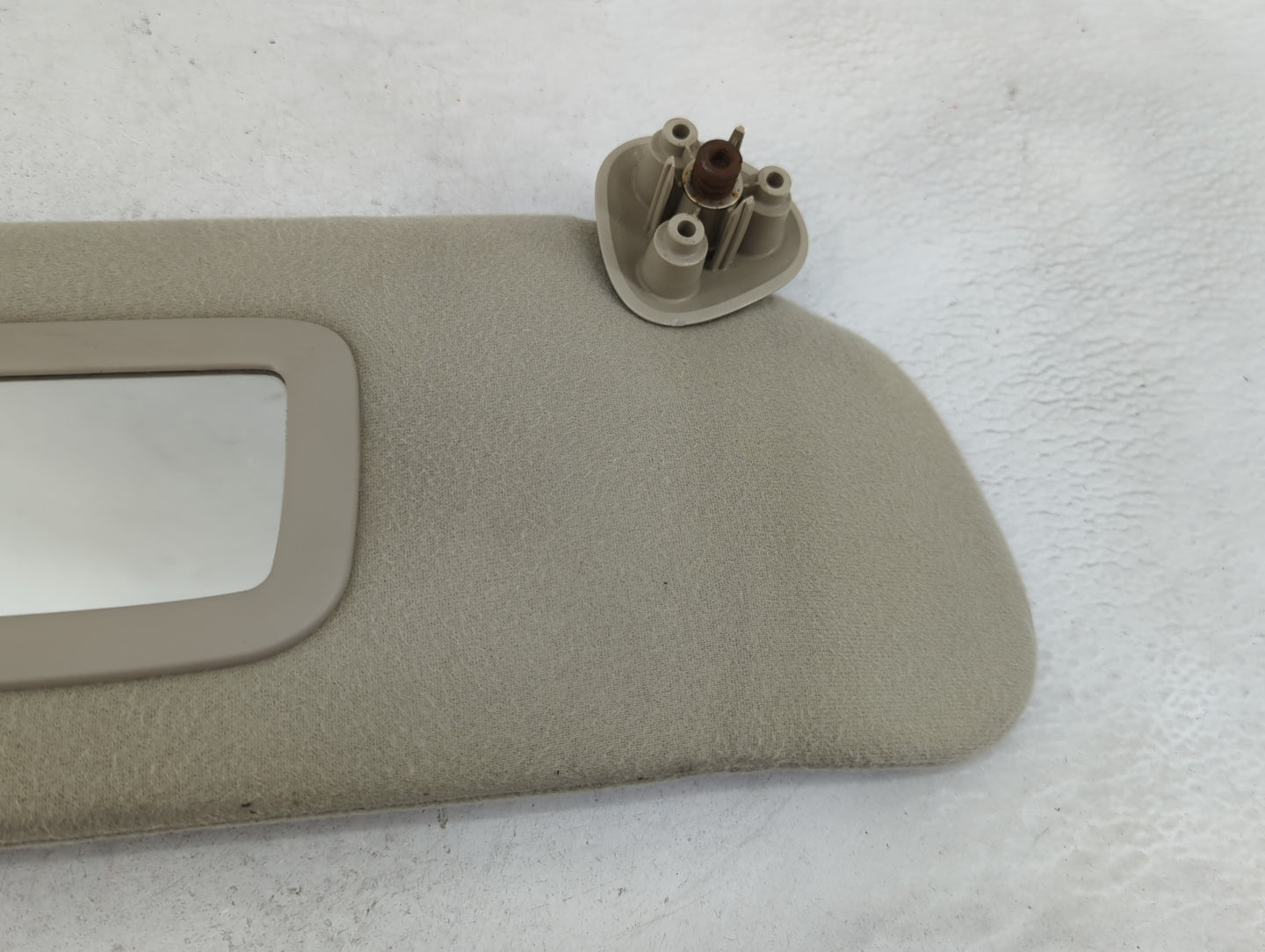 2003-2007 Chevrolet Silverado 1500 Sun Visor Shade Replacement Passenger Right Mirror Fits Fits 2003 2004 2005 2006 2007 OEM