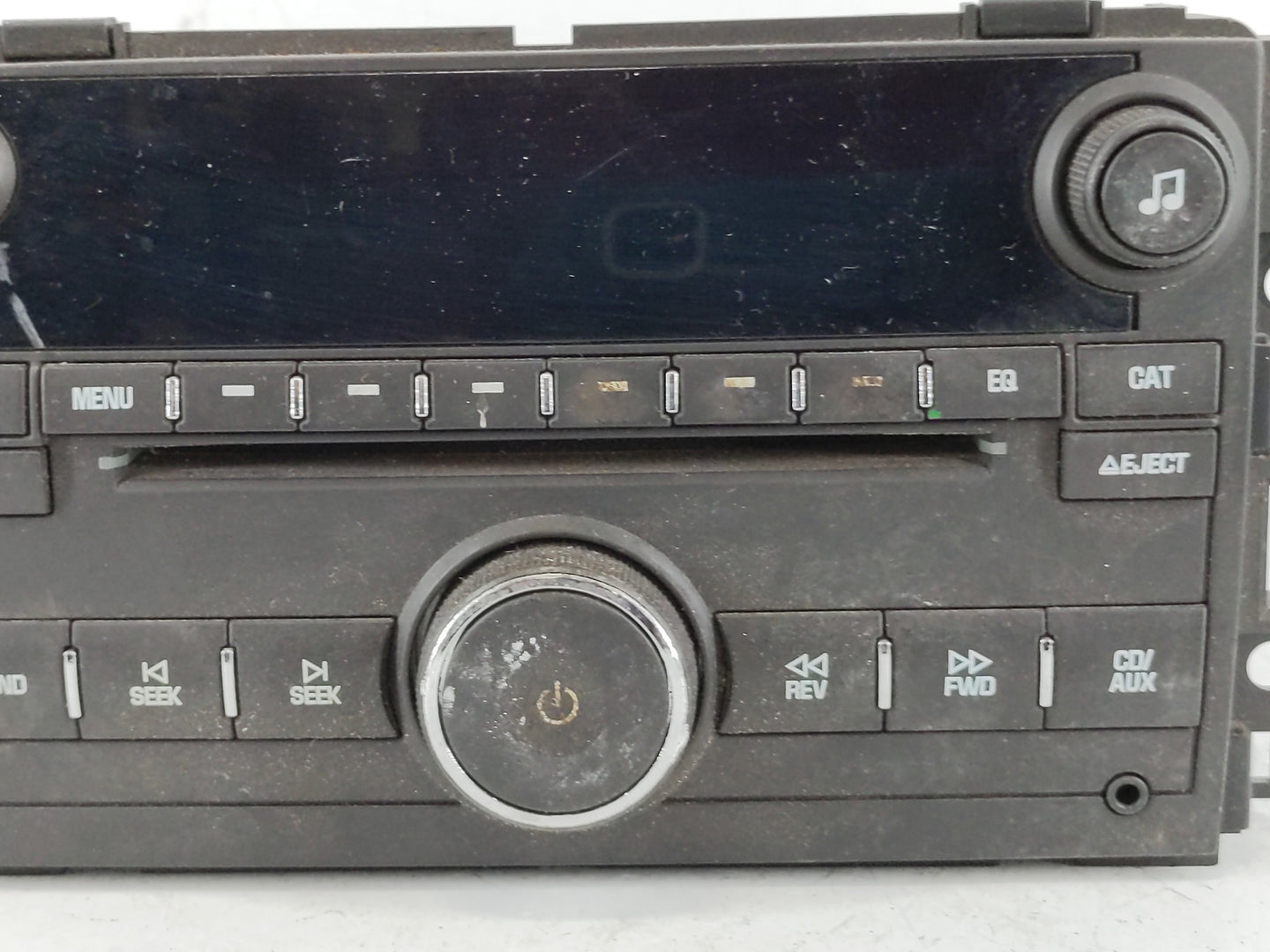 2010-2013 Chevrolet Silverado 1500 Radio AM FM Cd Player Receiver Replacement P/N:20934593 Fits OEM Used Auto Parts - Oemuse