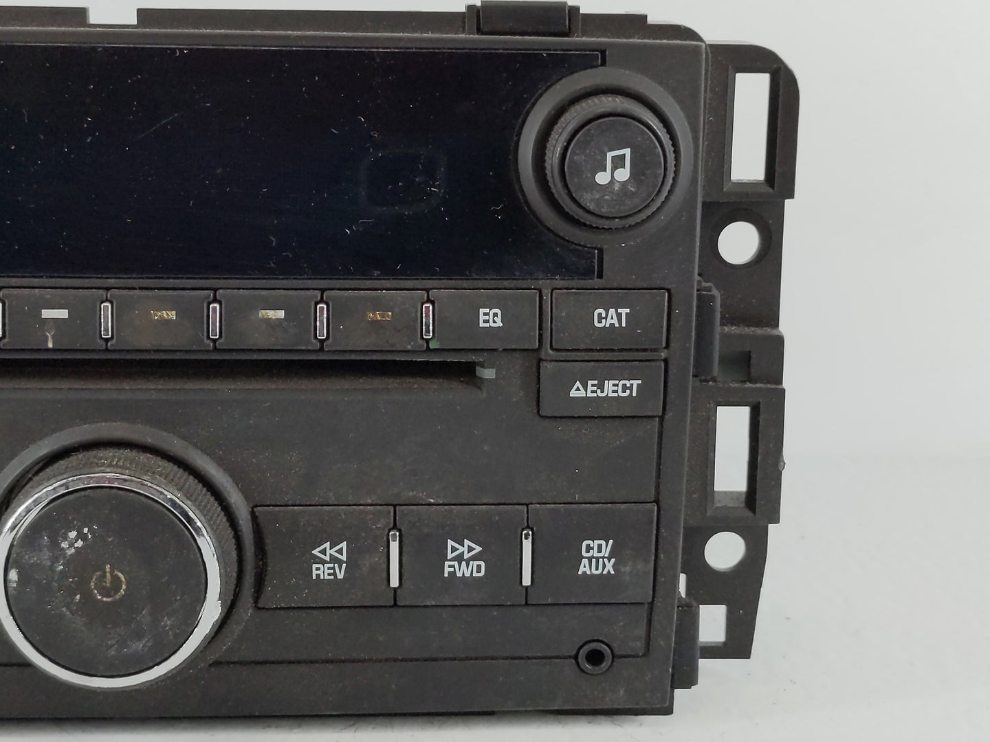 2010-2013 Chevrolet Silverado 1500 Radio AM FM Cd Player Receiver Replacement P/N:20934593 Fits OEM Used Auto Parts - Oemuse