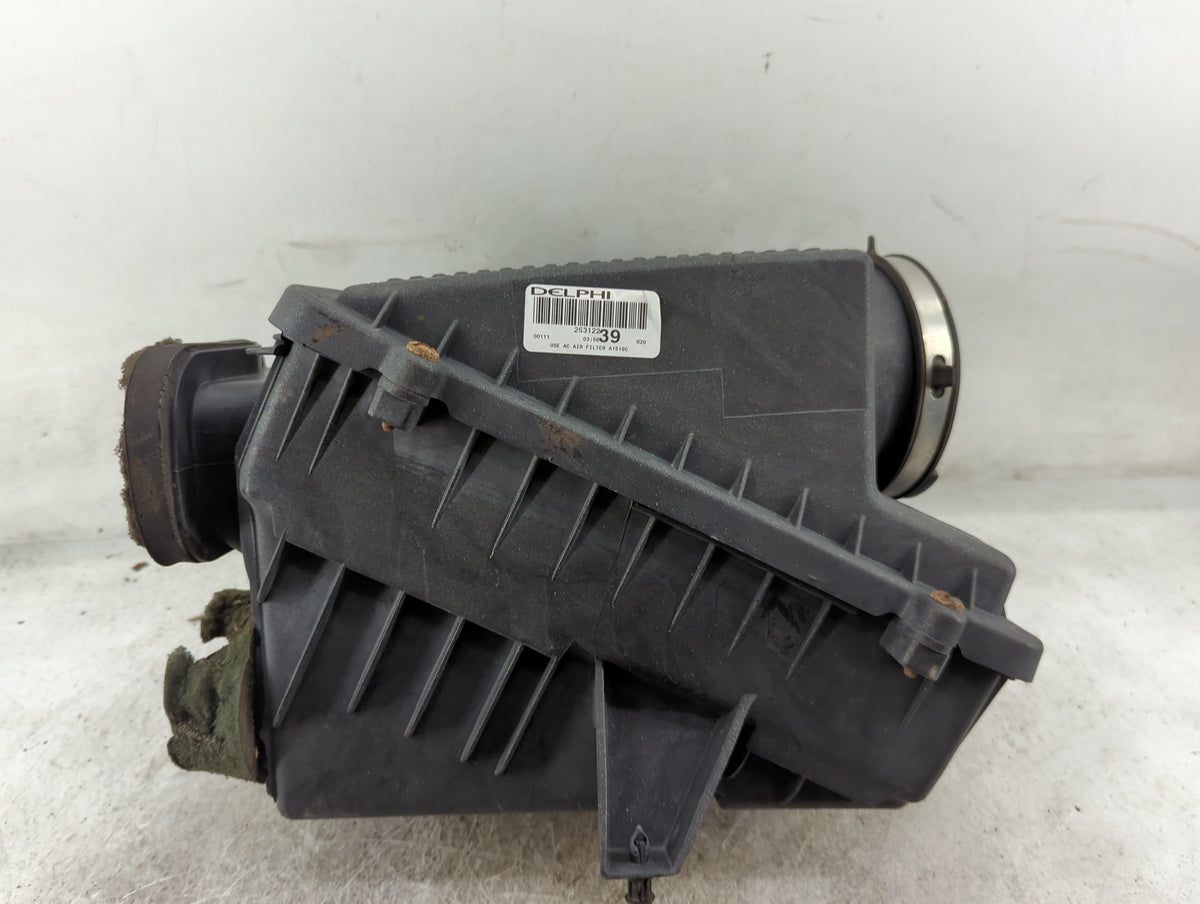 1999-2002 Chevrolet Silverado 1500 Air Cleaner Intake-duct Hose Tube 1222058 - Oemusedautoparts1.com