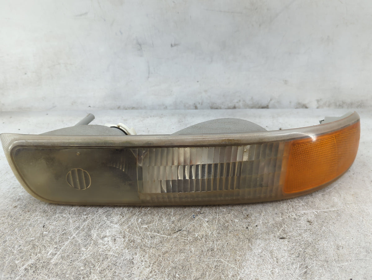 1999-2002 Chevrolet Silverado 1500 Driver Left Oem Front Light Lamp 1222122 - Oemusedautoparts1.com