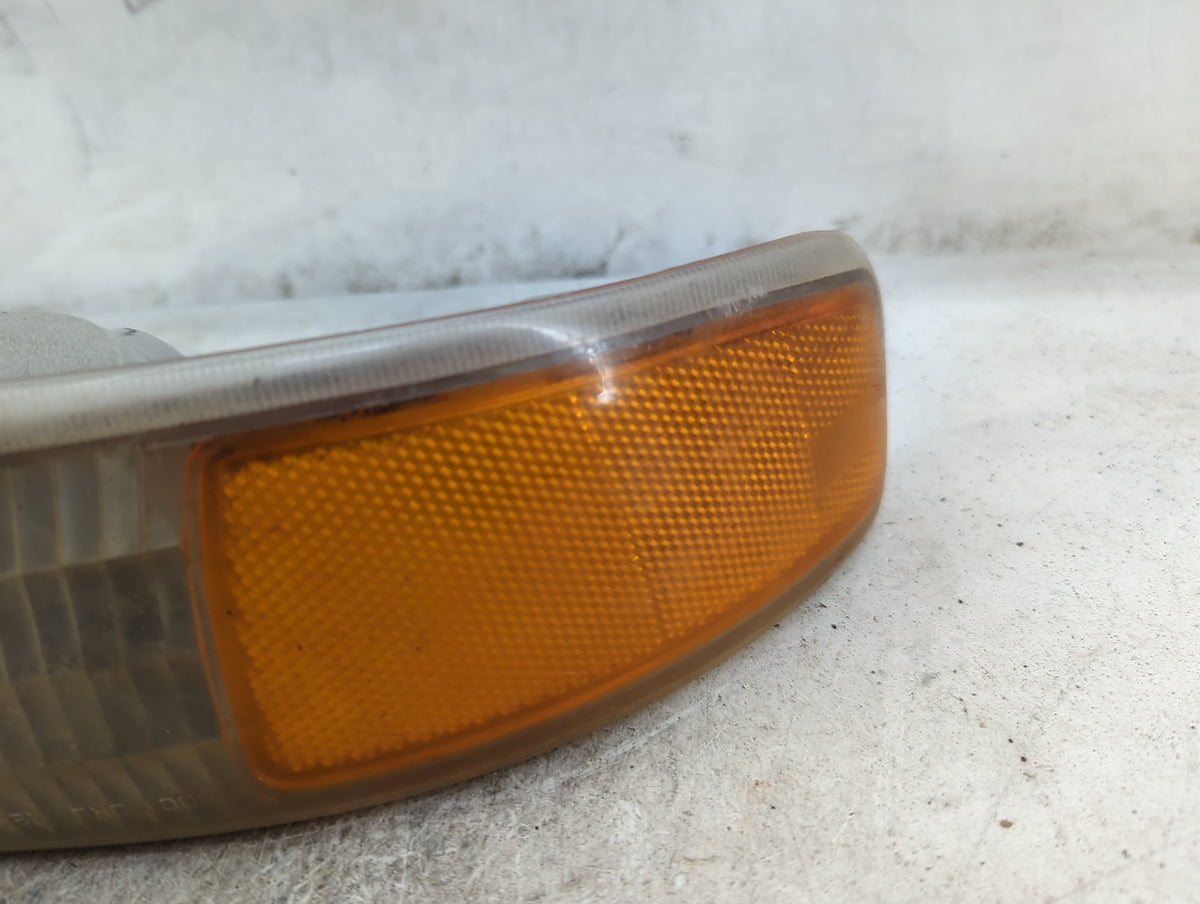 1999-2002 Chevrolet Silverado 1500 Driver Left Oem Front Light Lamp 1222122 - Oemusedautoparts1.com