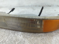 1999-2002 Chevrolet Silverado 1500 Passenger Right Oem Front Light Lamp 1222123 - Oemusedautoparts1.com