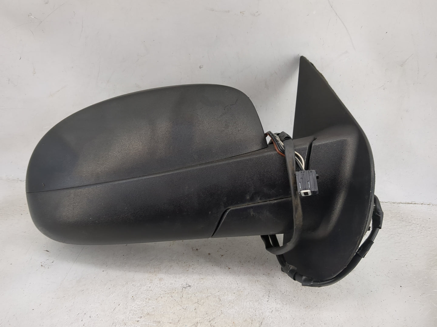 2007-2013 Chevrolet Silverado 1500 Passenger Side View Mirror - Right Door Mirror OEM Used - Oemusedautoparts1.com