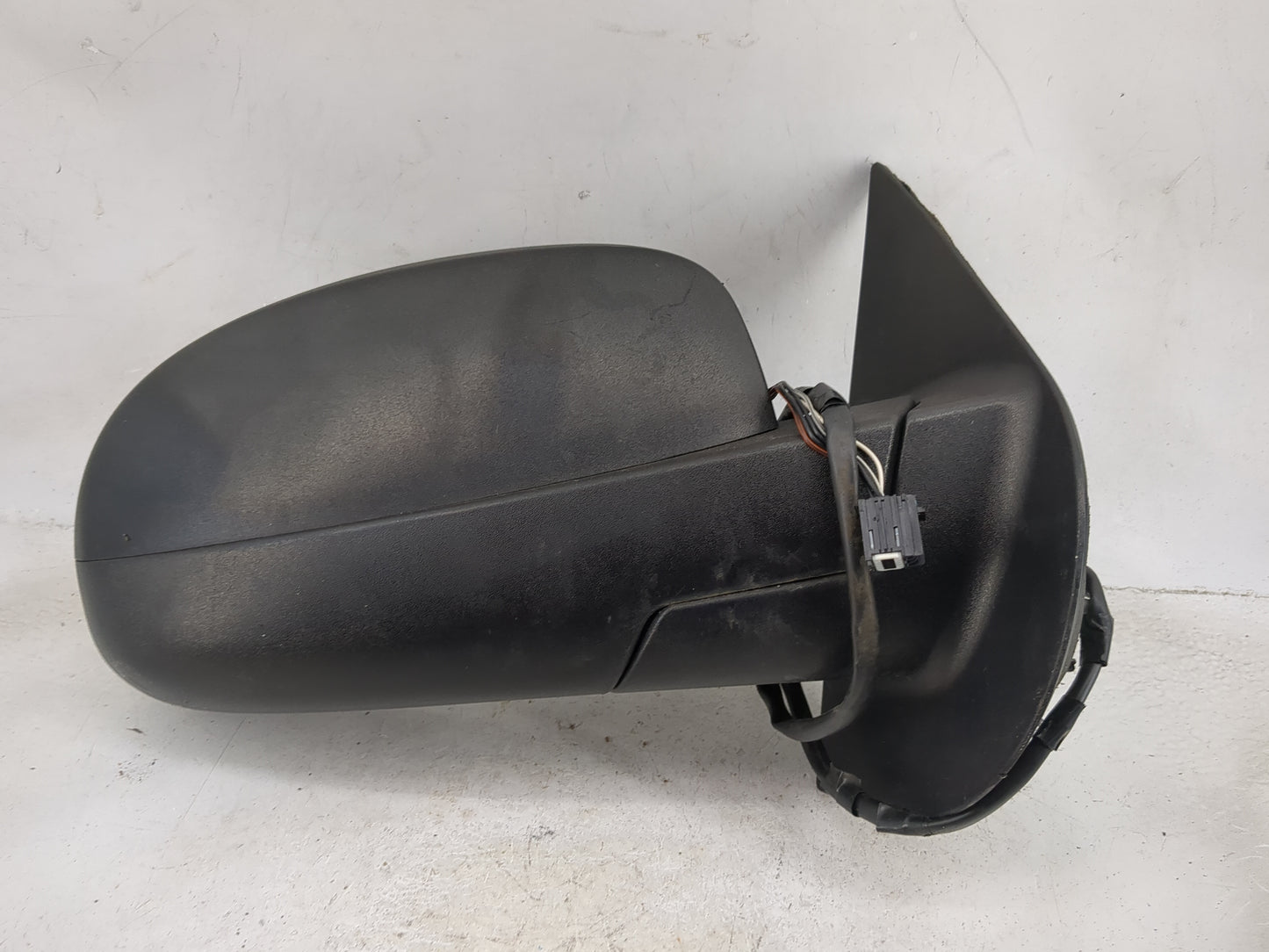 2007-2013 Chevrolet Silverado 1500 Passenger Side View Mirror - Right Door Mirror OEM Used - Oemusedautoparts1.com