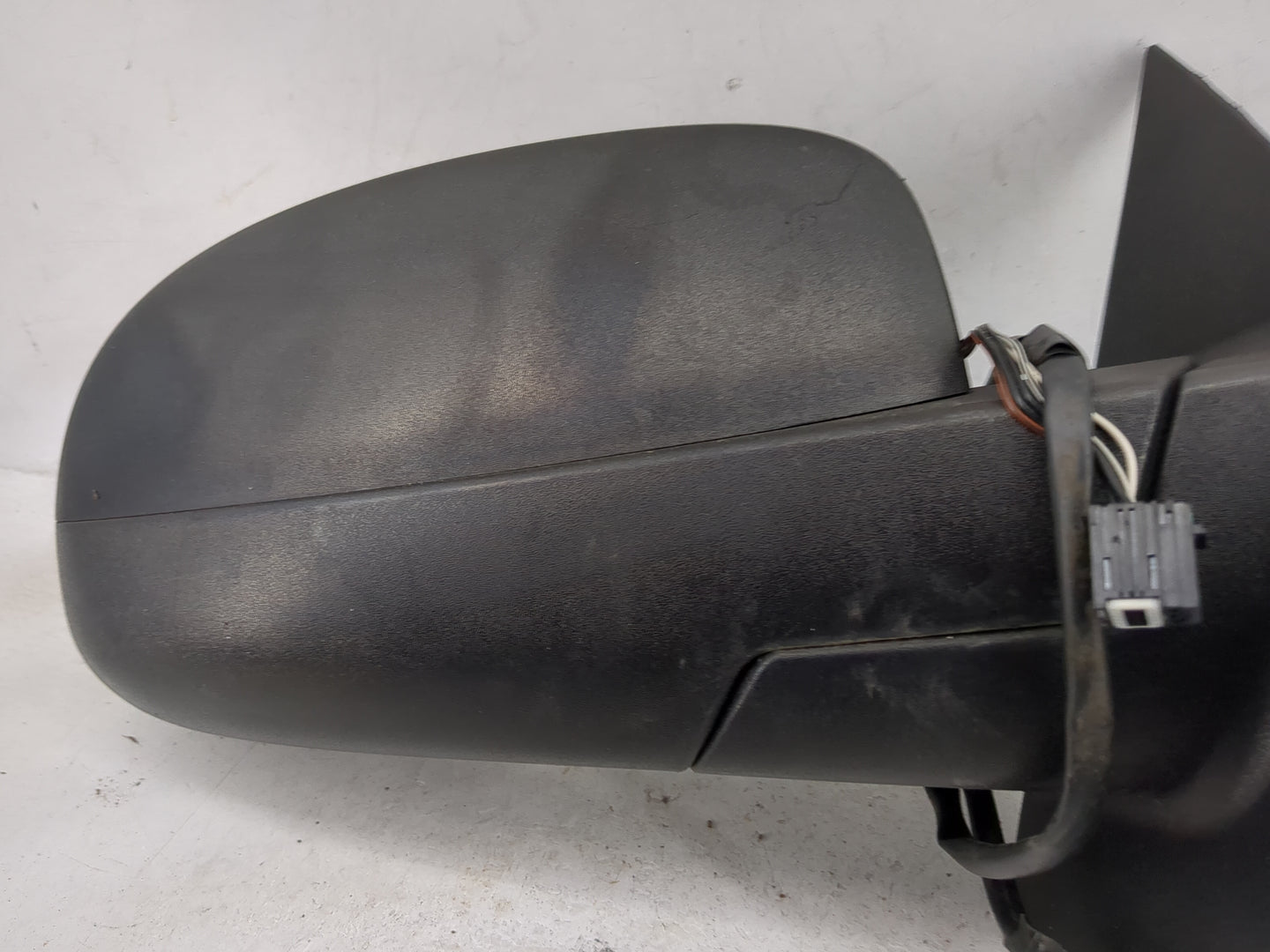 2007-2013 Chevrolet Silverado 1500 Passenger Side View Mirror - Right Door Mirror OEM Used - Oemusedautoparts1.com