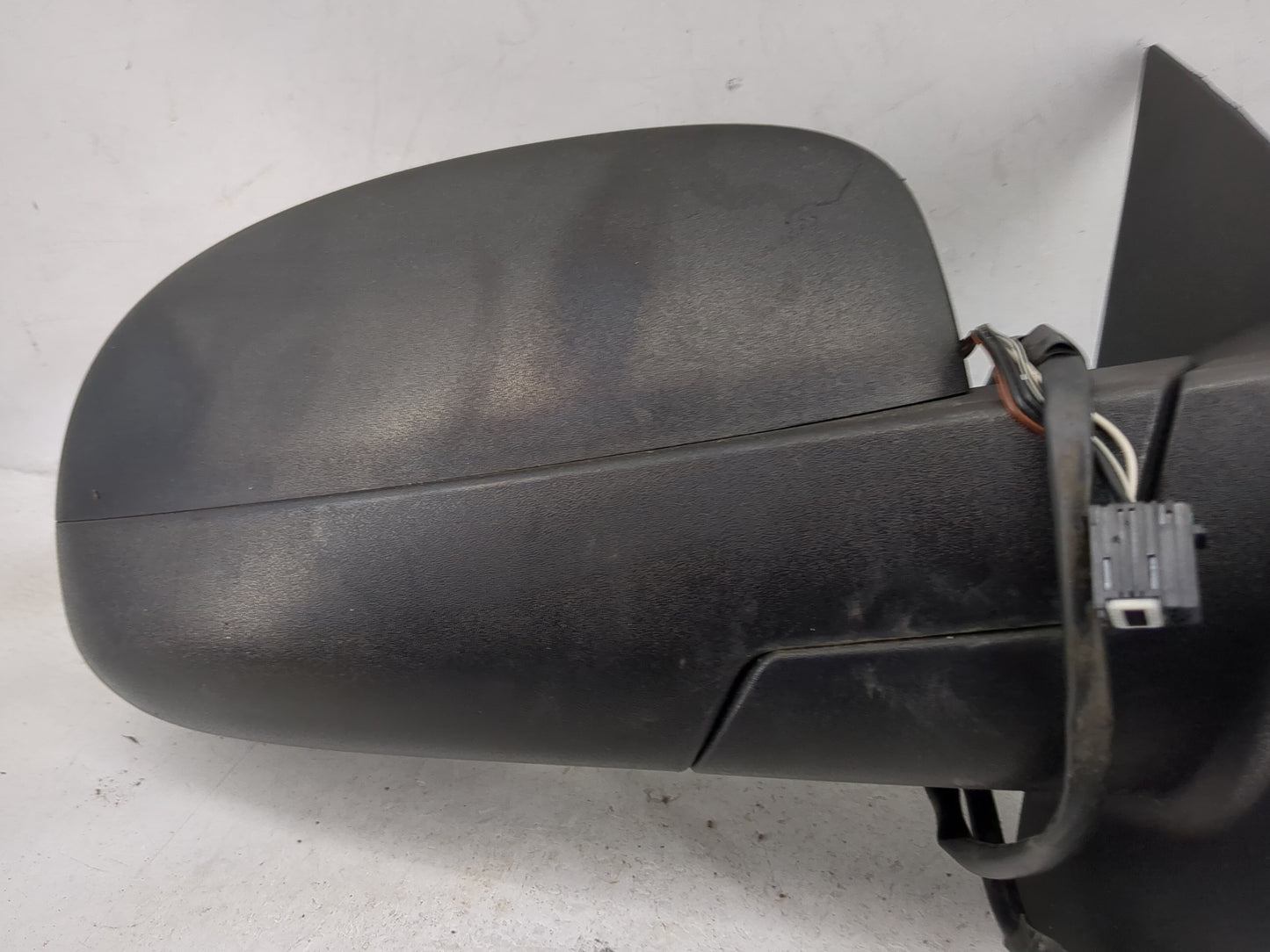2007-2013 Chevrolet Silverado 1500 Passenger Side View Mirror - Right Door Mirror OEM Used - Oemusedautoparts1.com