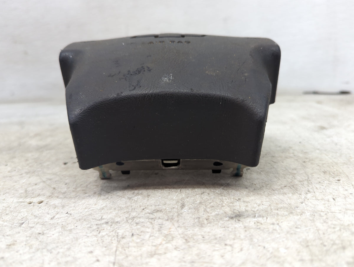 2003 Chevrolet Silverado 1500 Air Bag Driver Left Steering Wheel Mounted 5030684 - Oemusedautoparts1.com