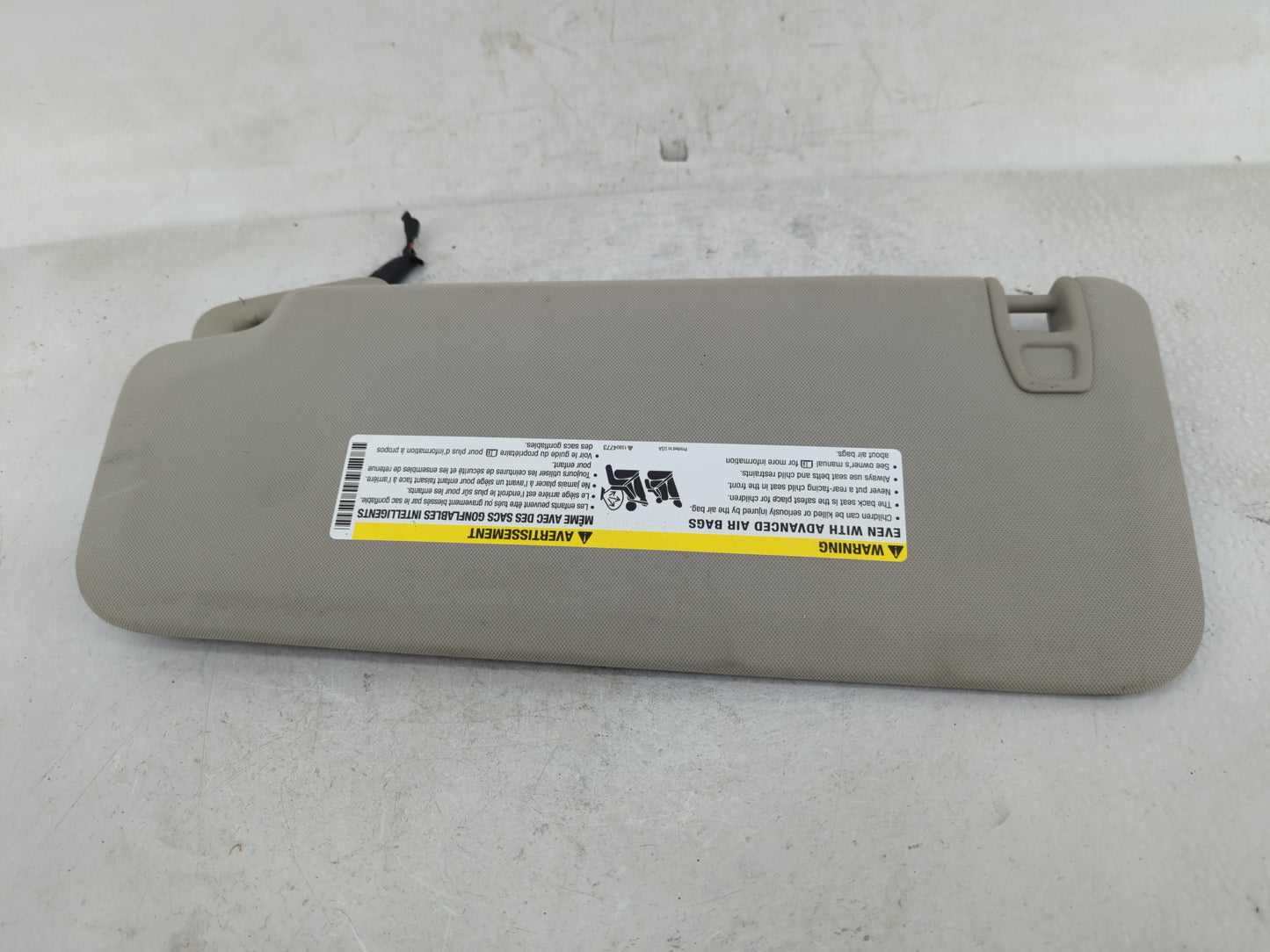 2007-2013 Chevrolet Silverado 1500 Sun Visor Shade Replacement Passenger Right Mirror Fits OEM Used Auto Parts - Oemusedauto