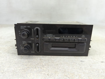 0 Chevrolet Silverado 1500 Pickup Radio AM FM Cd Player Receiver Replacement Fits OEM Used Auto Parts - Oemusedautoparts1.co