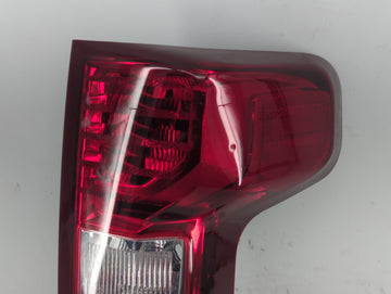Chevrolet Silverado 2500 Passenger Right Side Deck Lid Mounted Tail Light 993527