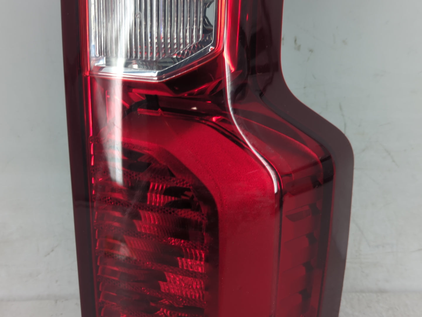 2022 Silverado 2500 Driver Left Side Deck Lid Mounted Tail Light - Oemusedautoparts1.com