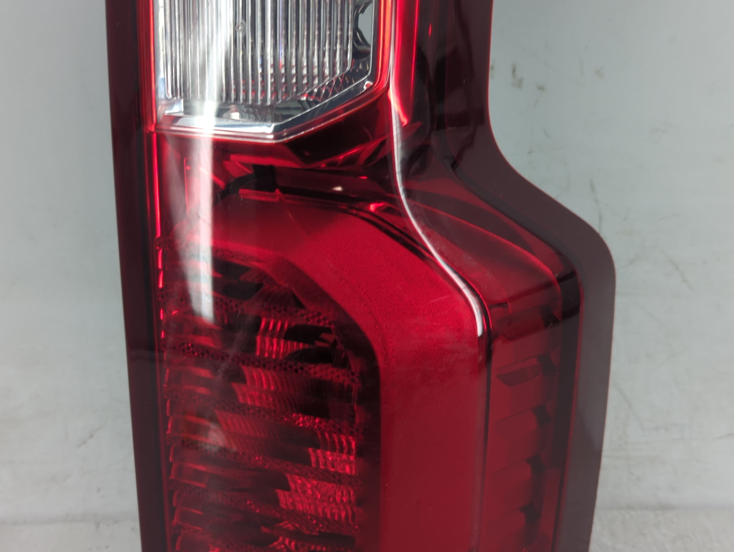 2022 Silverado 2500 Driver Left Side Deck Lid Mounted Tail Light - Oemusedautoparts1.com