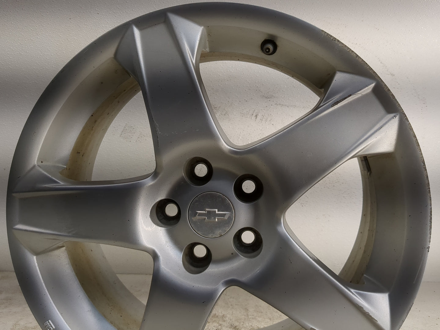 2012-2016 Chevrolet Sonic Oem Wheel Rim - Oemusedautoparts1.com