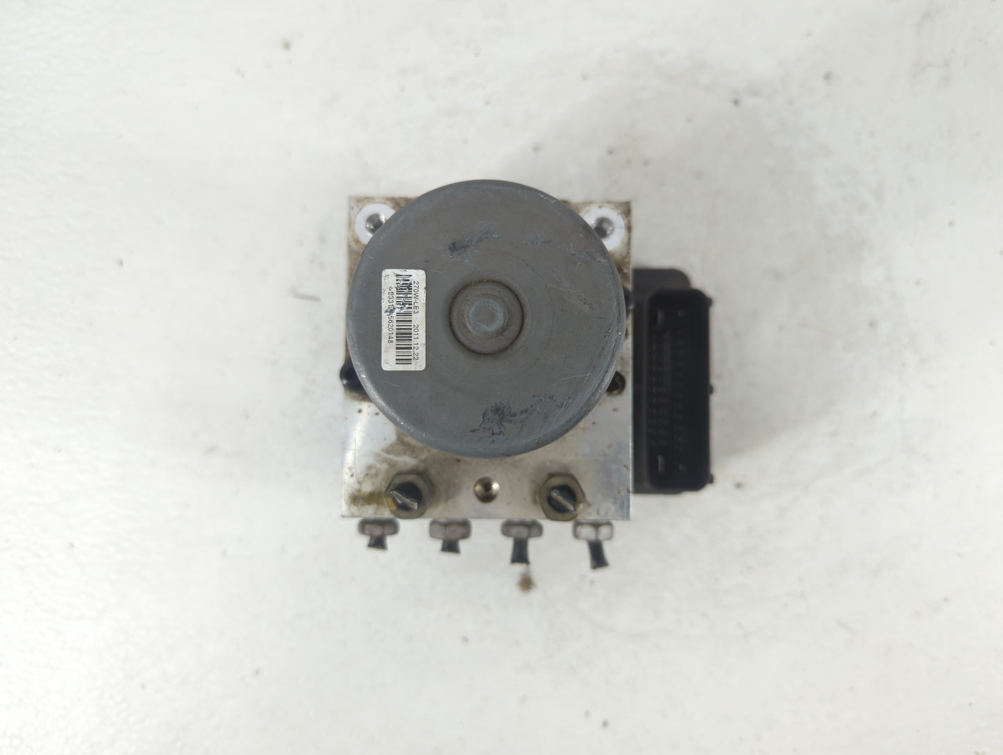 2012-2013 Chevrolet Sonic ABS Pump Control Module Replacement P/N:95173880 Fits Fits 2012 2013 OEM Used Auto Parts - Oemused
