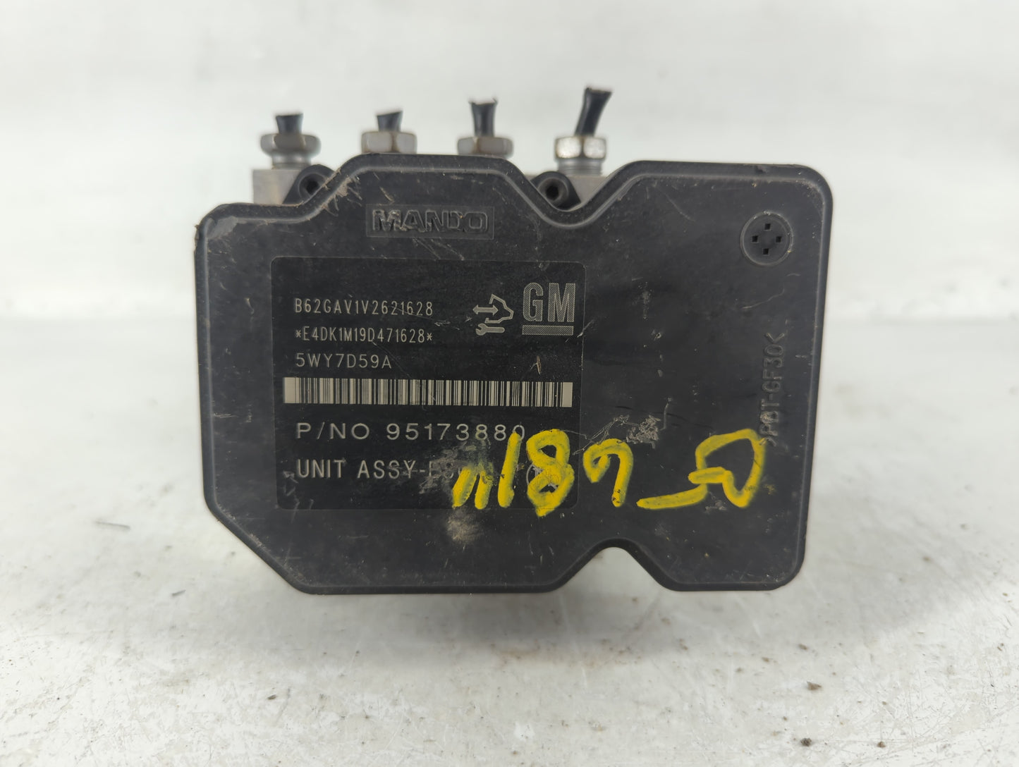 2012-2013 Chevrolet Sonic ABS Pump Control Module Replacement P/N:95173880 Fits Fits 2012 2013 OEM Used Auto Parts - Oemused